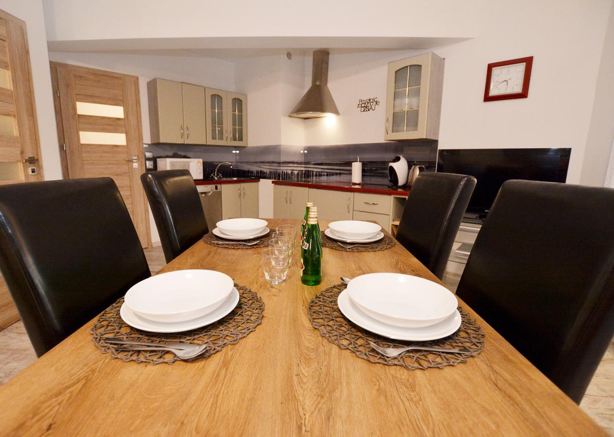 Apartament Przy Latarni Morskiej Kołobrzeg Esterno foto