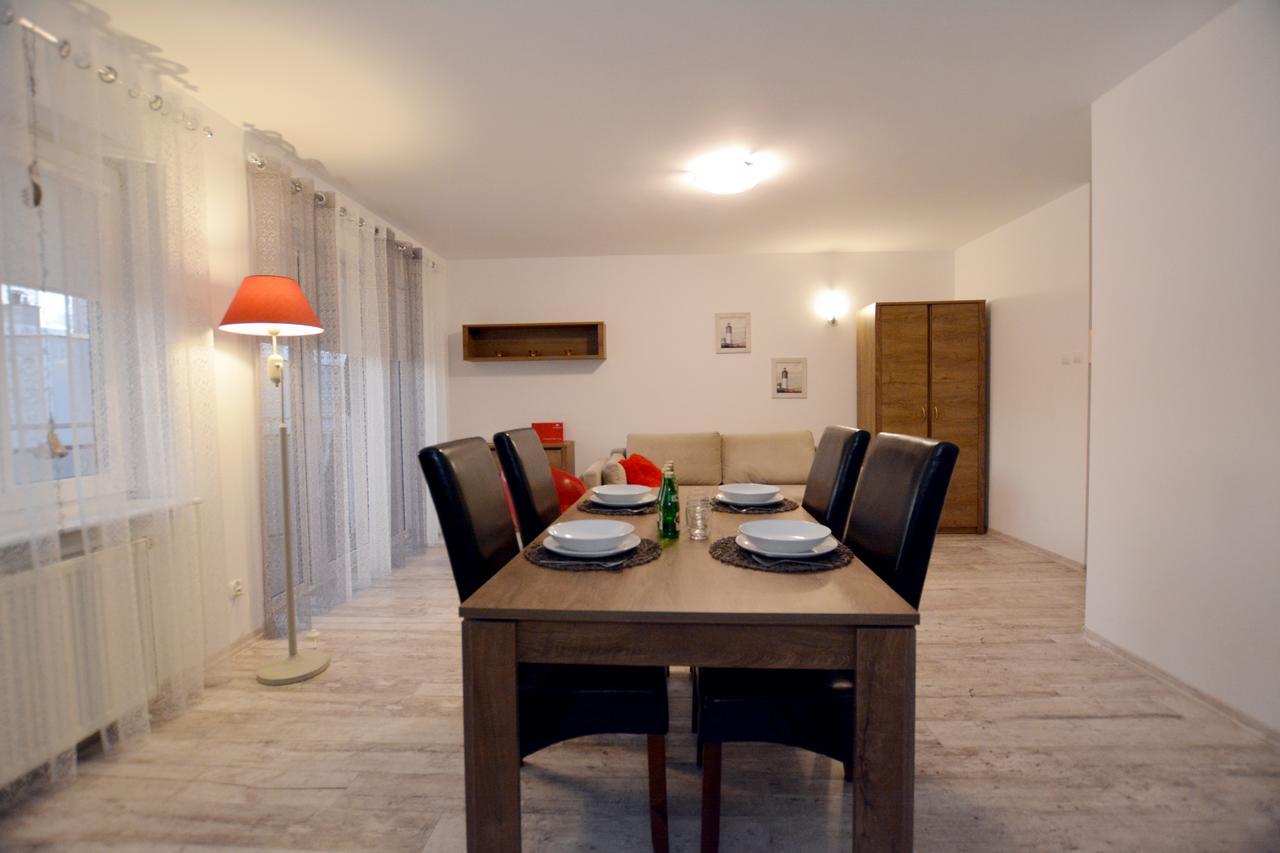 Apartament Przy Latarni Morskiej Kołobrzeg Esterno foto