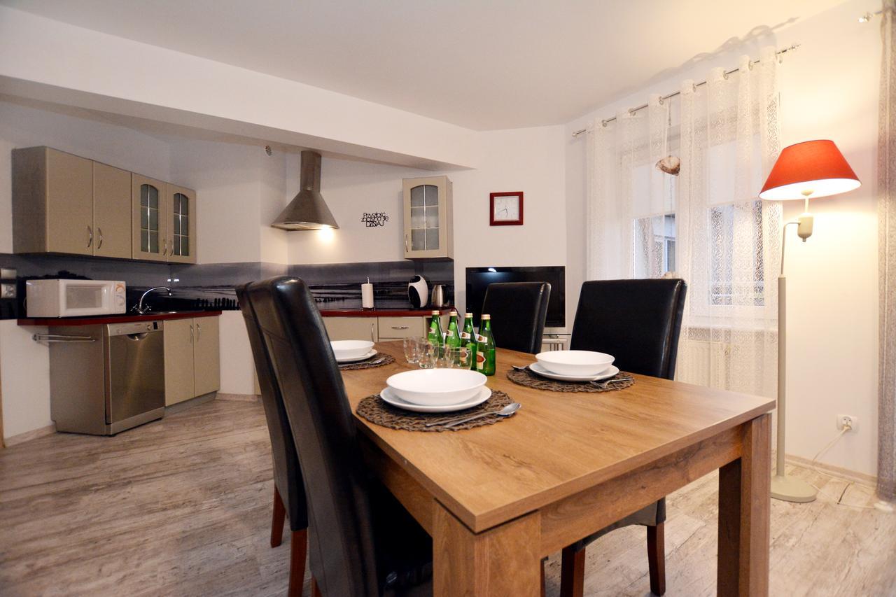Apartament Przy Latarni Morskiej Kołobrzeg Esterno foto